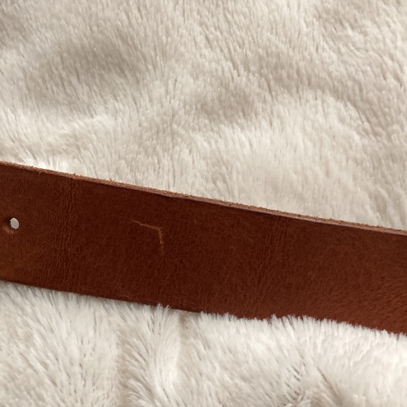 Lobster claw leather belt - Picture 4 of 7